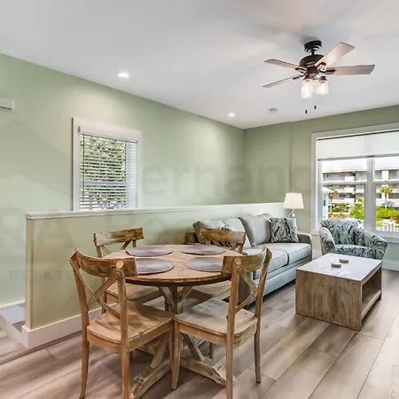 Brand New Build Dog Friendly Close To Ocean Above Garage Condo 5631